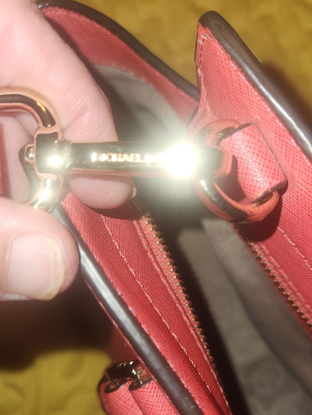 Michael Kors Coral Pink Saffiano Satchel with Gold-Tone Logo - Picture 4 of 8